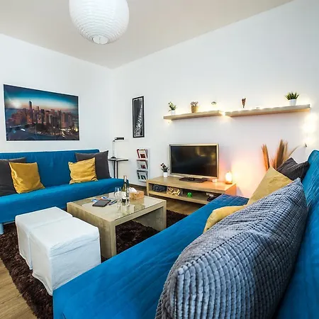 Kk 314 Old Town Free Parking