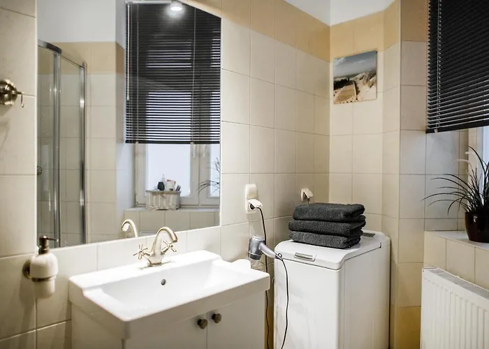 Kk 314 Old Town Free Parking